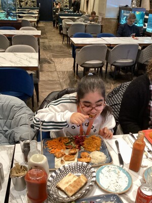 L4L xmas meal dec 25 2